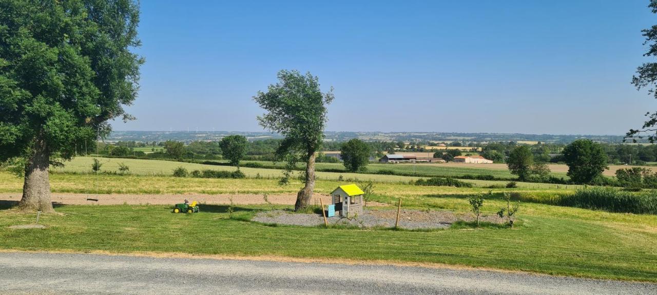 Le Logis Des Chons A La Campagne A Saint Hilaire Du Bois - Lys Haut Layon Le Plessis  Exteriér fotografie